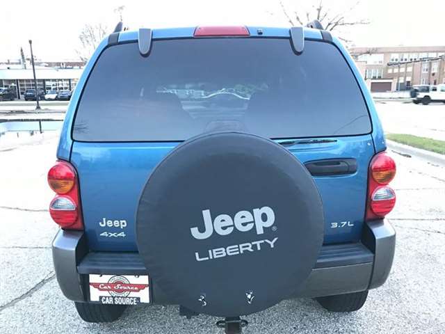 Jeep Liberty 2004 photo 7